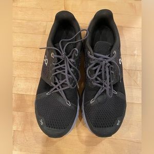 On Cloud Women’s Running Shoes